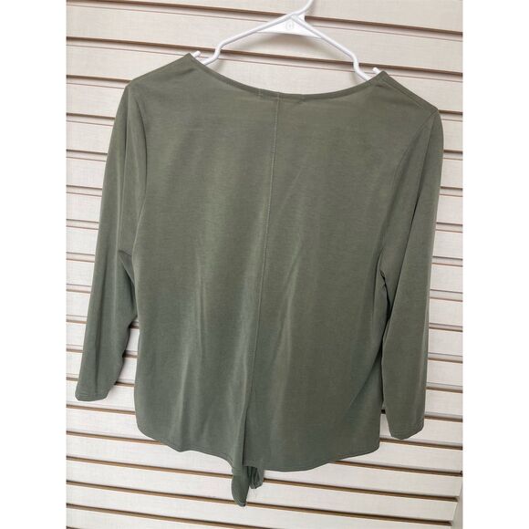 Green Envelope LA Women's Olive Button Front Tie Blouse Medium 3/4 Sleeve V-Neck - Picture 2 of 4